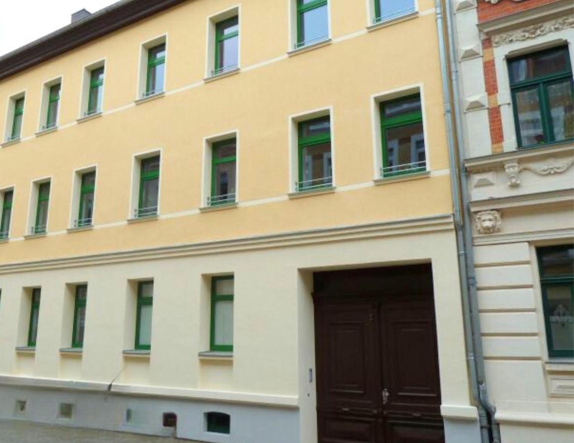 Privatunterkunft Modernes Einraumzimmer Mit Eigenem Bad, Balkonnutzung, Zentrumsnah - In 10 Minuten Mit Dem Rad Oder Dem Oepnv Zur Arena Und In Leipzigs Innenstadt Leipzig