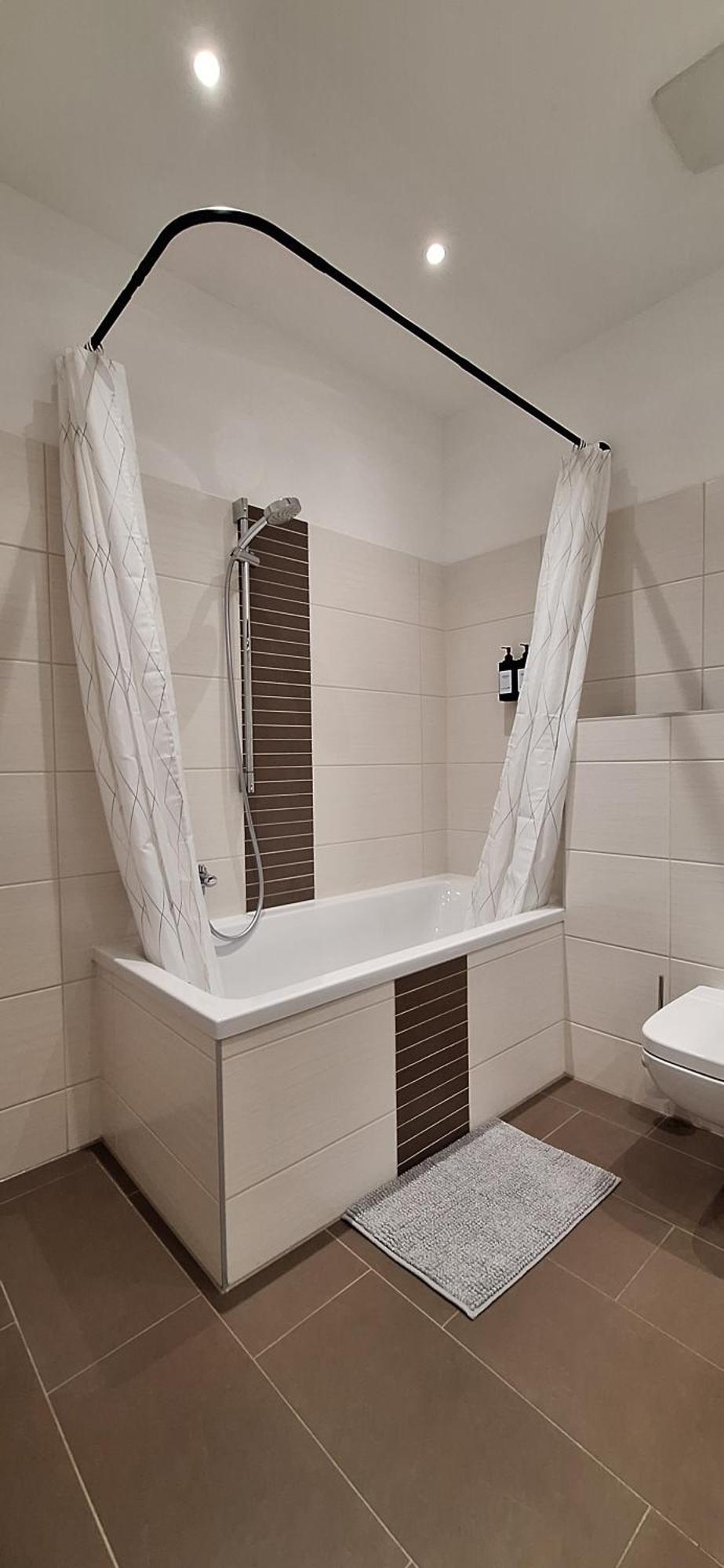 Privatunterkunft Modernes Einraumzimmer Mit Eigenem Bad, Balkonnutzung, Zentrumsnah - In 10 Minuten Mit Dem Rad Oder Dem Oepnv Zur Arena Und In Leipzigs Innenstadt Leipzig