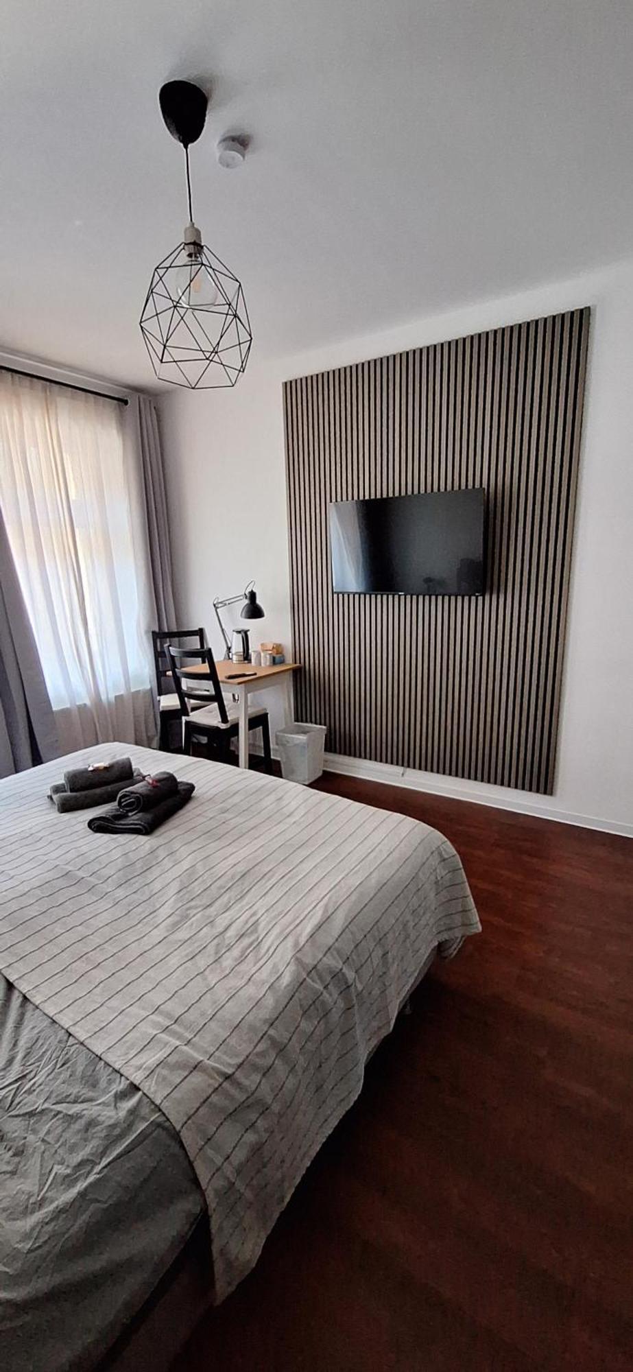 Privatunterkunft Modernes Einraumzimmer Mit Eigenem Bad, Balkonnutzung, Zentrumsnah - In 10 Minuten Mit Dem Rad Oder Dem Oepnv Zur Arena Und In Leipzigs Innenstadt Leipzig